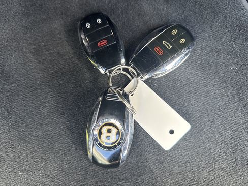 Used 2020 Bentley Continental GT image 28