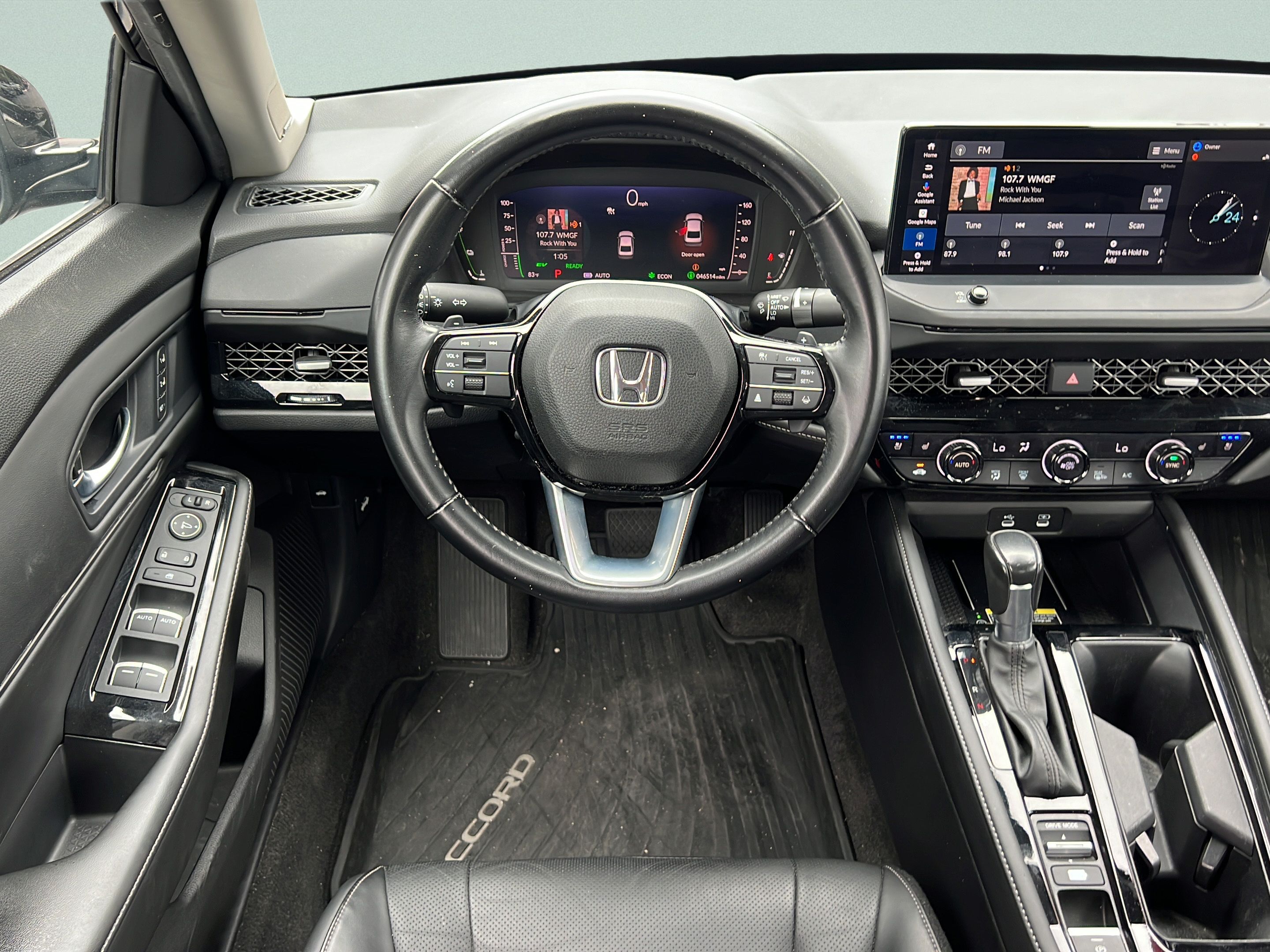 Used 2023 Honda Accord Touring image 11