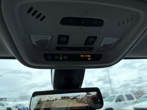 Used 2019 Chevrolet Traverse Premier w/ Redline Edition image 11