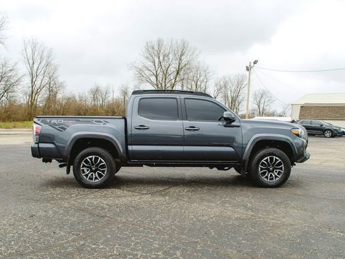 Used 2023 Toyota Tacoma TRD Sport AWD/4WD image 7