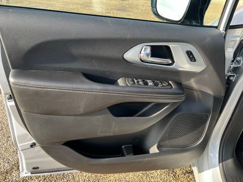 New 2026 Chrysler Pacifica Limited w/ S Appearance Package image 27