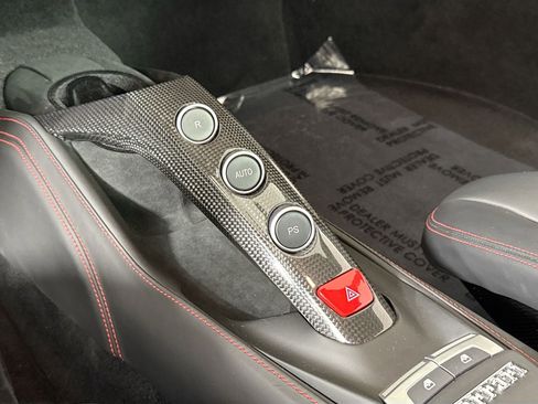 Certified 2017 Ferrari 488 GTB RWD image 15