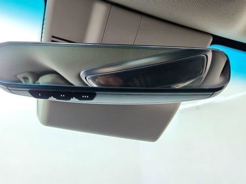 Used 2024 Genesis G80 image 54