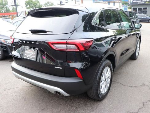 Used 2024 Ford Escape Active AWD/4WD image 5