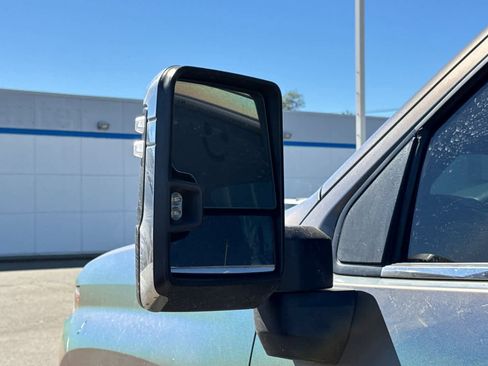 Used 2020 Chevrolet Silverado 2500 LTZ w/ LTZ Plus Package image 8