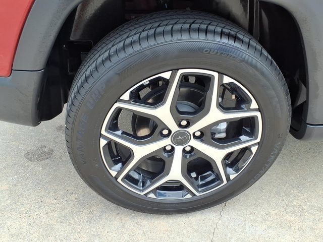 Used 2025 Jeep Compass Limited AWD/4WD image 7