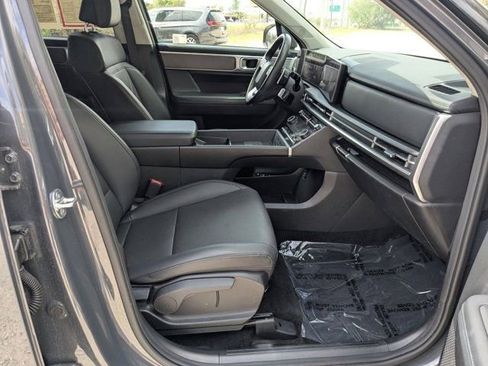 Used 2025 Hyundai Santa Fe SEL AWD/4WD image 28