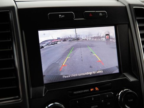 Used 2020 Ford F150 XLT w/ Equipment Group 302A Luxury image 17