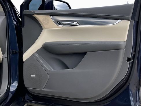 Used 2019 Cadillac XT5 Luxury FWD image 45