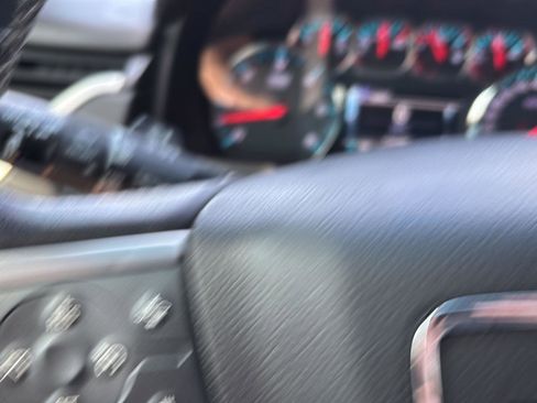 Used 2019 GMC Yukon SLT AWD/4WD image 28
