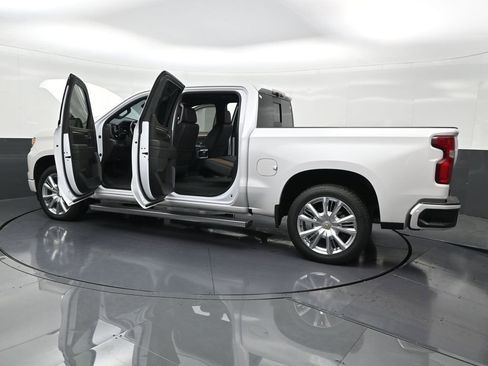 Used 2023 Chevrolet Silverado 1500 High Country w/ High Country Premium Package image 34