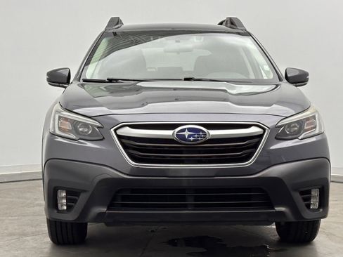 Used 2022 Subaru Outback Premium image 2