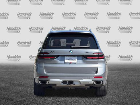 Used 2026 BMW X7 xDrive40i AWD/4WD image 6
