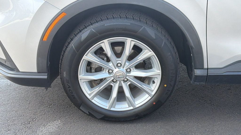 Used 2023 Honda CR-V EX-L image 9