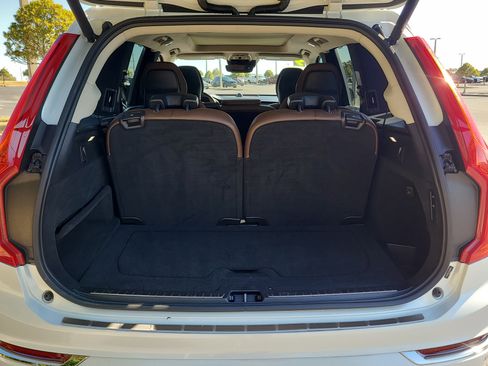 Used 2019 Volvo XC90 T6 Inscription w/ Luxury Package image 11