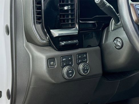 Used 2022 Chevrolet Silverado 1500 High Country w/ High Country Premium Package image 10