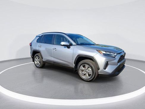 Certified 2025 Toyota RAV4 XLE w/ Convenience Package AWD/4WD image 3