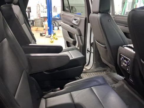 Used 2024 Chevrolet Tahoe Z71 w/ Luxury Package AWD/4WD image 48