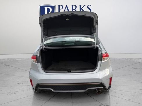 Used 2022 Toyota Corolla SE w/ Carpet Mat Package (TMS) FWD image 19