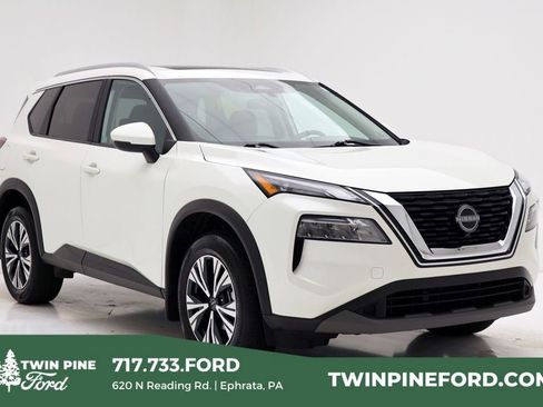 Used 2023 Nissan Rogue SV w/ SV Premium Package image 1