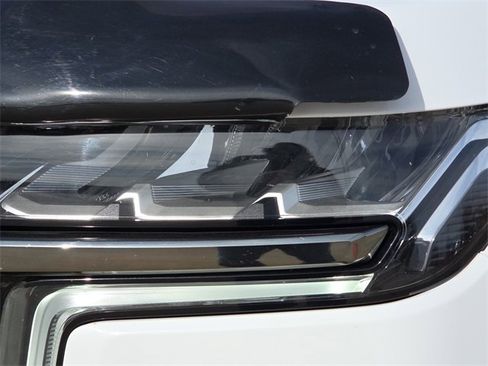 Used 2021 Chevrolet Tahoe Z71 w/ Luxury Package image 4