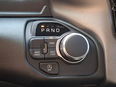 New 2025 RAM 1500 Tradesman AWD/4WD image 17
