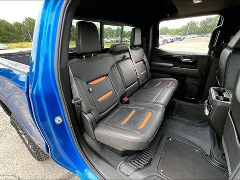 Used 2022 GMC Sierra 1500 AT4 w/ Technology Package AWD/4WD image 26