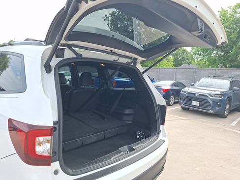 Used 2021 Honda Pilot Black Edition image 37