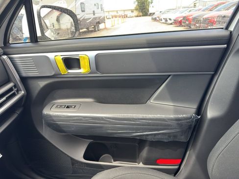 New 2026 Hyundai Santa Fe SE image 14