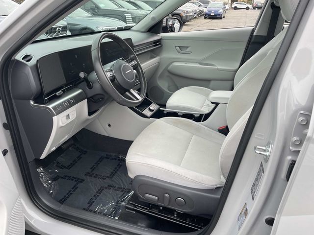 Used 2024 Hyundai Kona SEL w/ Convenience Package AWD/4WD image 16