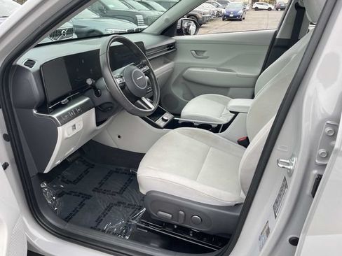 Certified 2024 Hyundai Kona SEL w/ Convenience Package AWD/4WD image 16