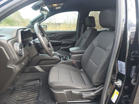 Certified 2024 Chevrolet Colorado W/T w/ WT Convenience Package image 11