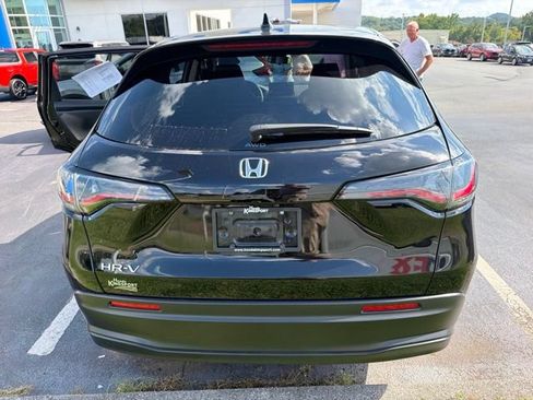 Certified 2026 Honda HR-V LX image 3