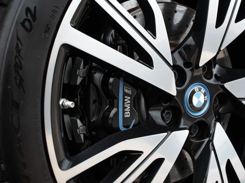 Used 2015 BMW i8 AWD/4WD image 35