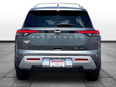 Used 2025 Nissan Pathfinder SL AWD/4WD image 6