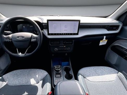 New 2025 Ford Maverick XLT w/ XLT Luxury Package AWD/4WD image 5