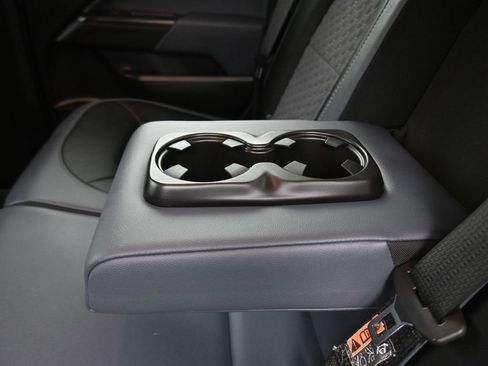 Used 2020 Chevrolet Colorado Z71 w/ Z71 Midnight Edition image 34