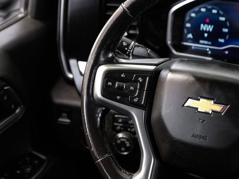 Used 2022 Chevrolet Silverado 1500 LT w/ Z71 Off-Road Package image 13