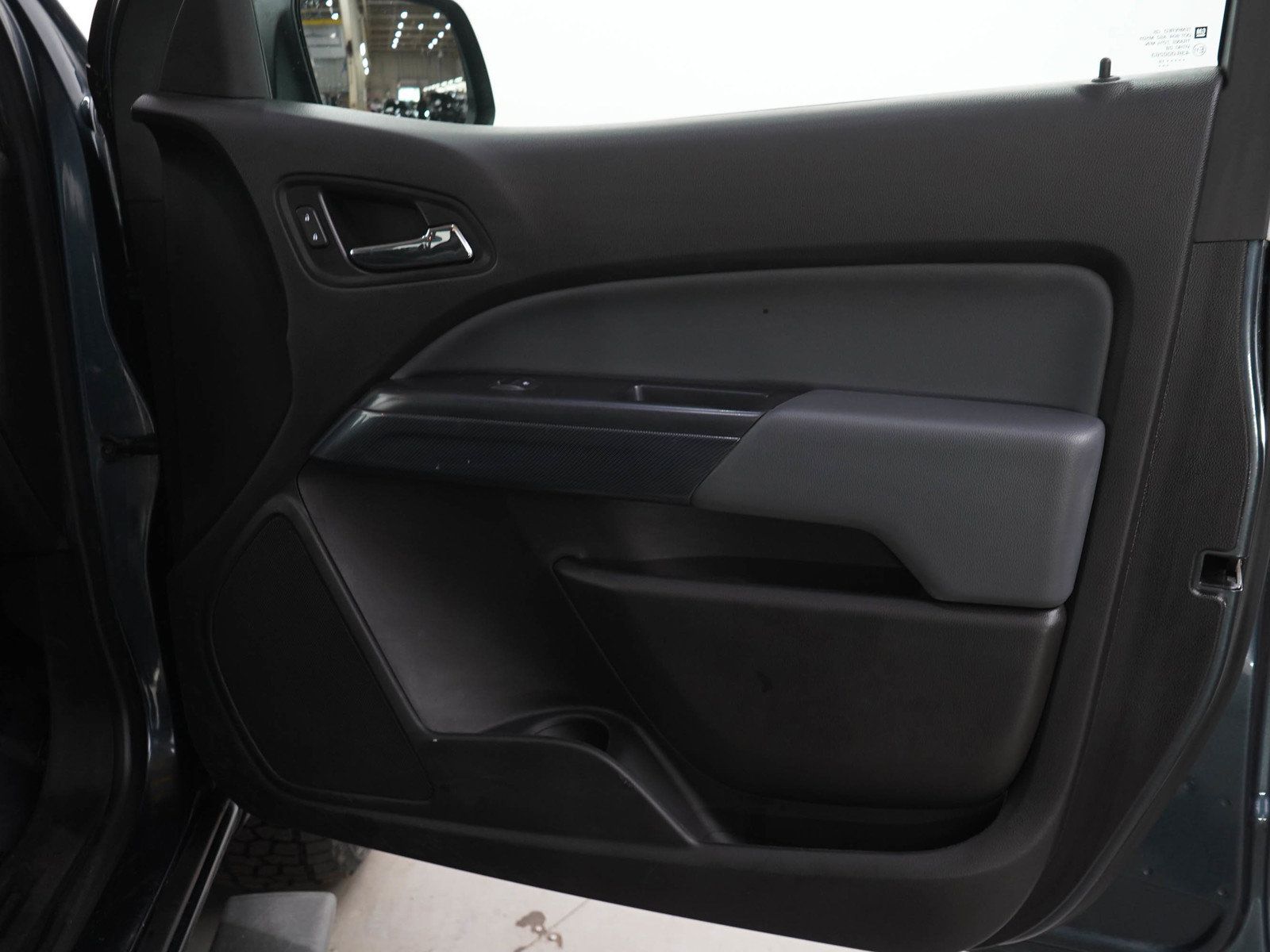Used 2019 Chevrolet Colorado Z71 AWD/4WD image 9