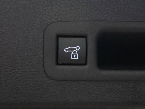Certified 2026 Toyota Sienna Limited AWD/4WD image 41