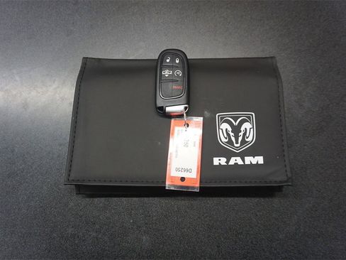 Used 2018 RAM 1500 Limited image 19