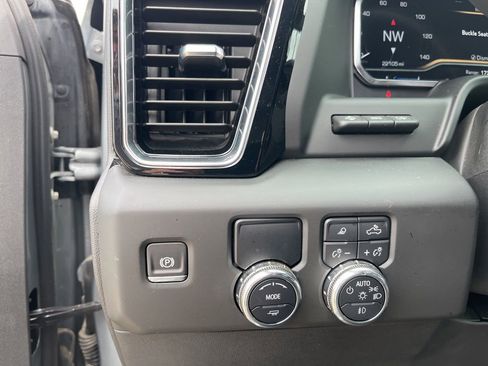 Used 2025 GMC Sierra 1500 Denali w/ Technology Package image 13