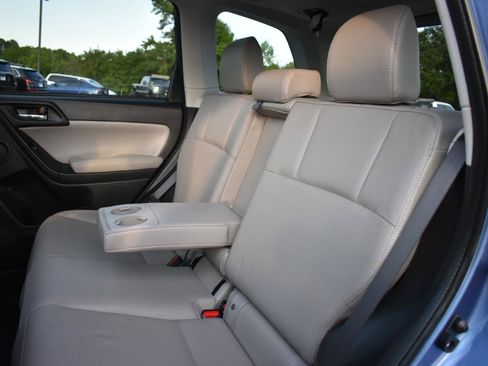 Used 2018 Subaru Forester 2.5i Limited AWD/4WD image 29