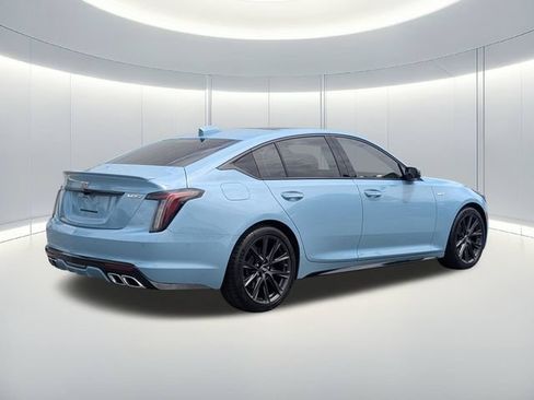 Used 2025 Cadillac CT5 V w/ Technology Package RWD image 6