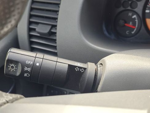 Used 2017 Nissan Frontier SV image 28