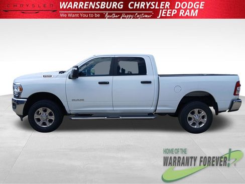 Used 2024 RAM 2500 Big Horn AWD/4WD image 7