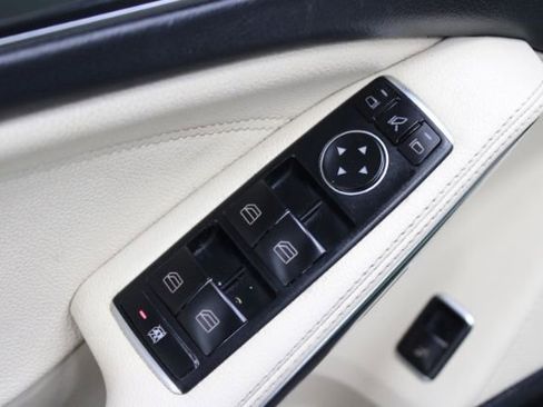 Used 2016 Mercedes-Benz GLA 250 image 7