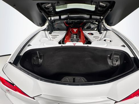 Used 2023 Chevrolet Corvette Z06 RWD image 32