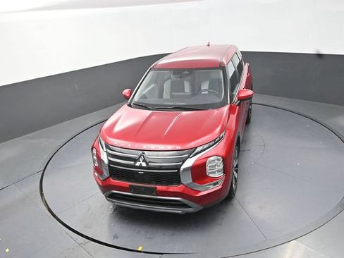 Used 2025 Mitsubishi Outlander SE FWD image 25