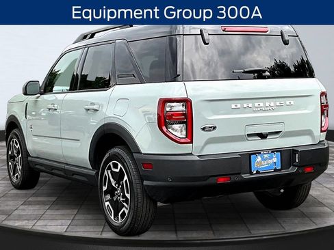 Certified 2024 Ford Bronco Sport Outer Banks w/ Tech Package AWD/4WD image 4